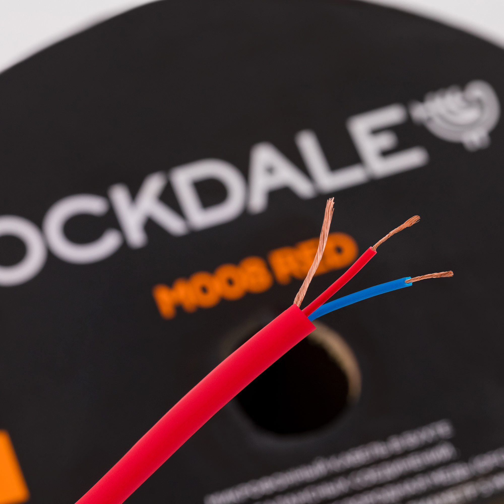 ROCKDALE M008 Red - купить в Музторге недорого: микрофонный кабель в ...